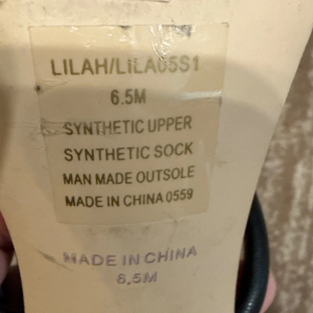 Steve Madden Lilah Black Heeled Sandals Minimalist Square Toe Heels Size 6.5 - Picture 3 of 4